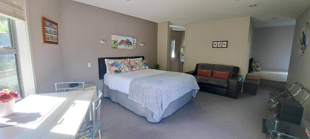 Hidden Gem in Oaklands - Resim 1