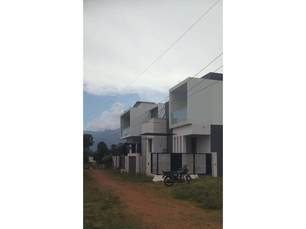 Budova, kde se vila nachází
