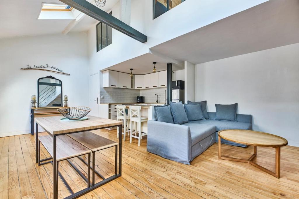 Bastille 12th Apartment with Mezzanine managed by Mey Agency