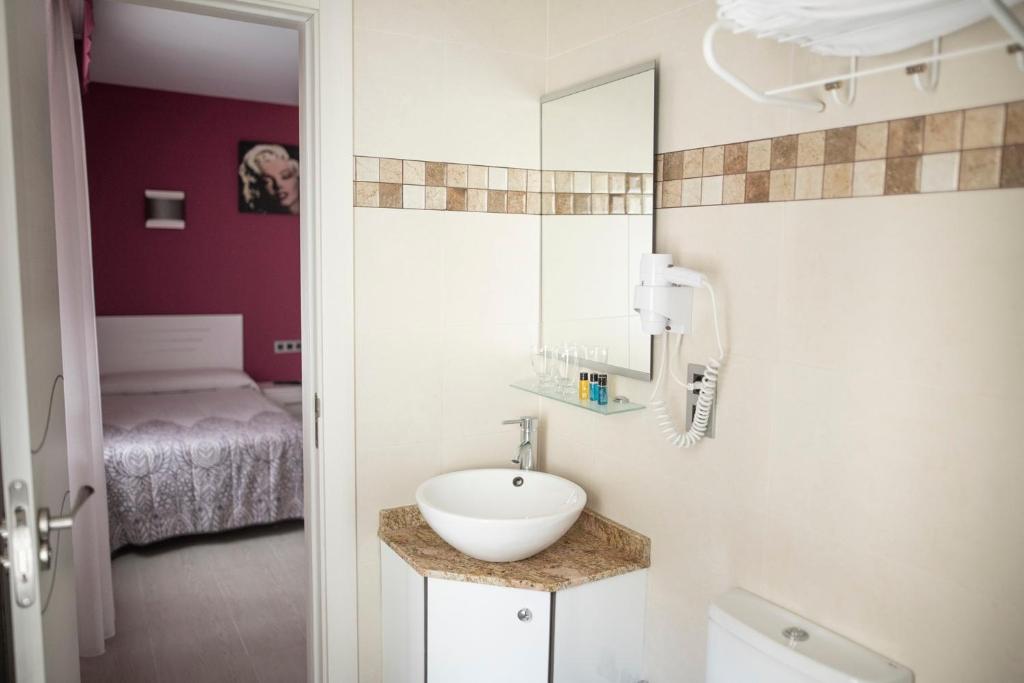 Hostal La Corte - 19