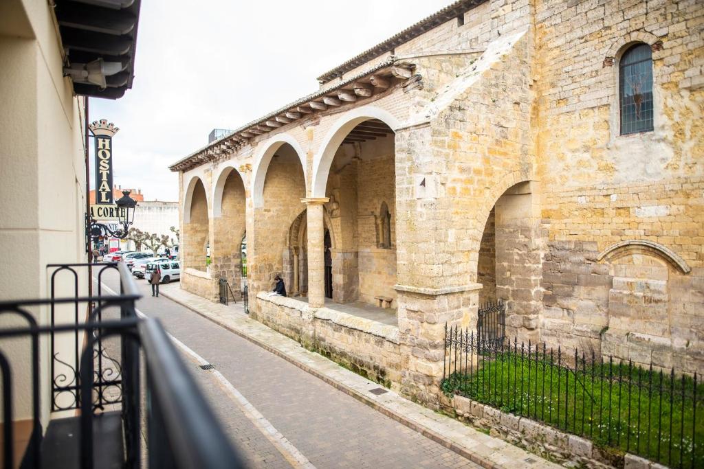 Hostal La Corte - 5