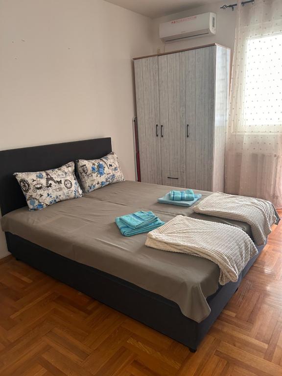 Una cama o camas en una habitación de Stanček