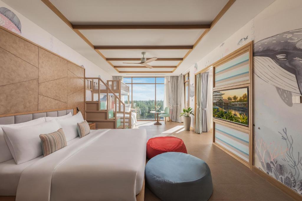 Garden View Family Room – Spa Inclusive