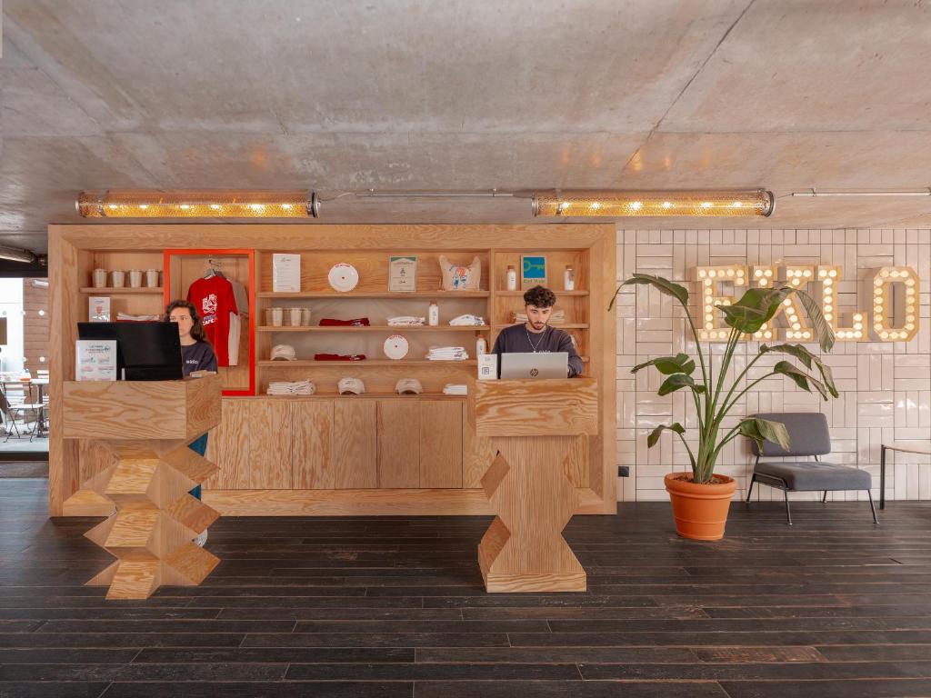 Eklo Bordeaux Centre Bastide - Resim 16