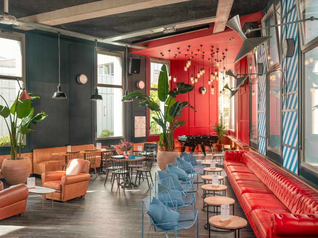 Eklo Bordeaux Centre Bastide - Resim 7