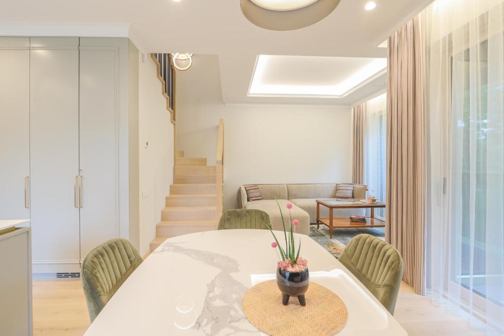 Χώρος καθιστικού στο Simpsono Apartamentai