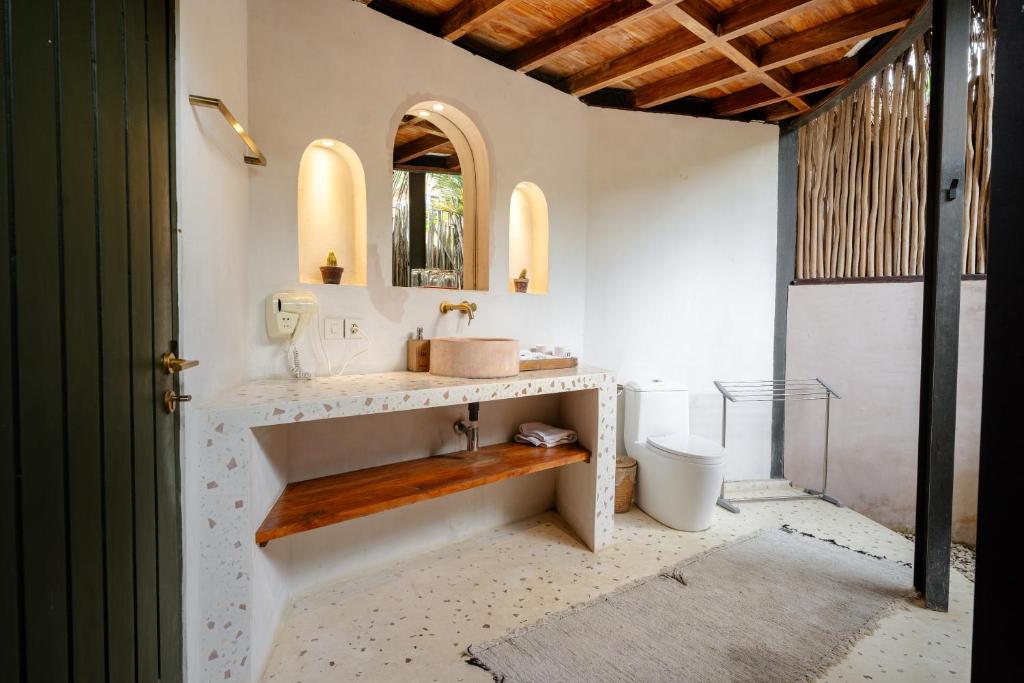 Tiu Oasis Lombok - 12