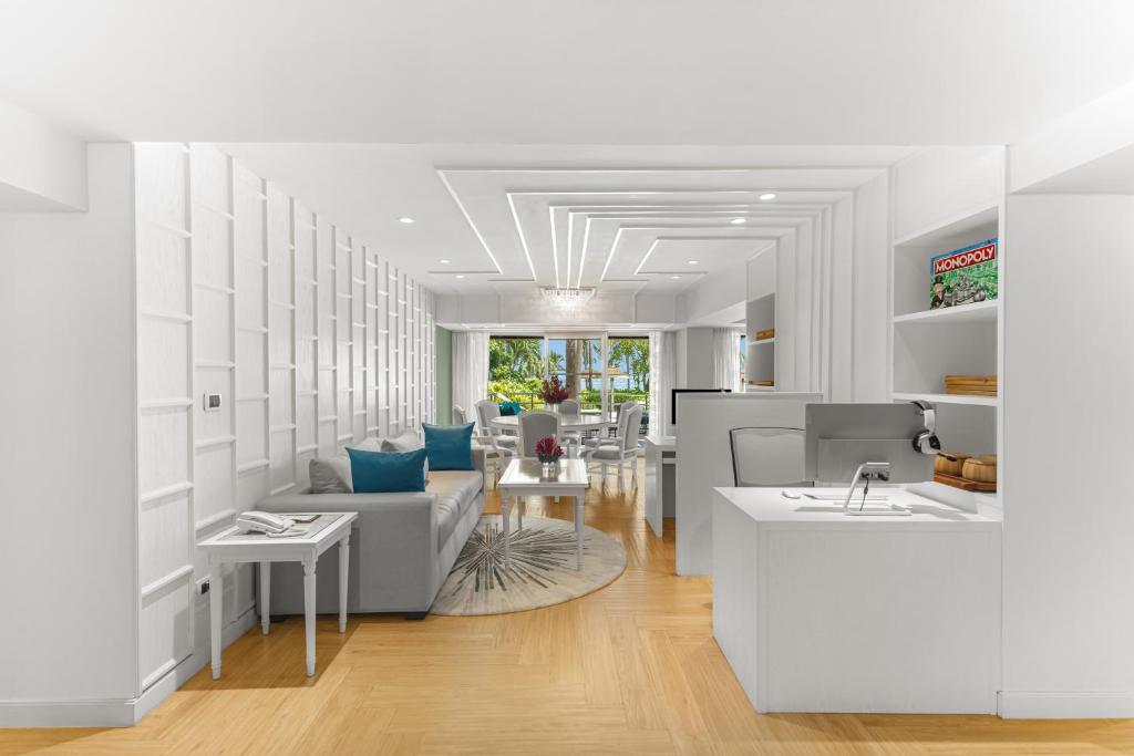 Royal Wing Suites & Spa Pattaya - Resim 19