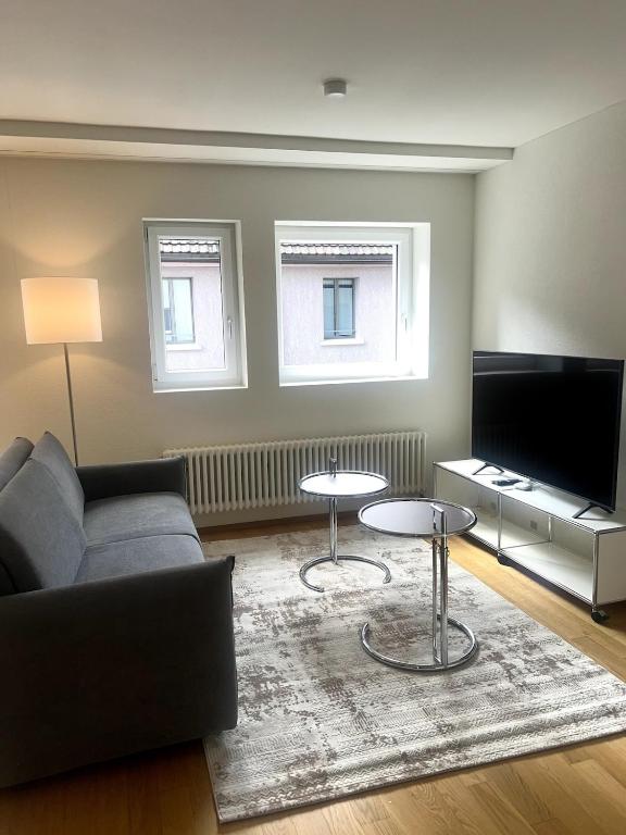 1BR in the trendiest district of the city - West 14