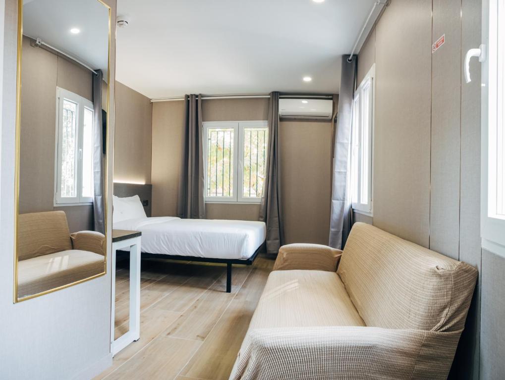 Hotel Golden Madrid - Resim 13