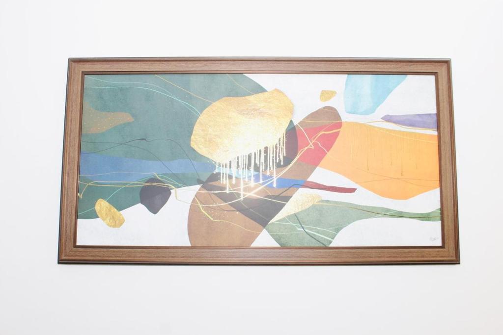 焦特布尔White Rabbit的墙上一幅画