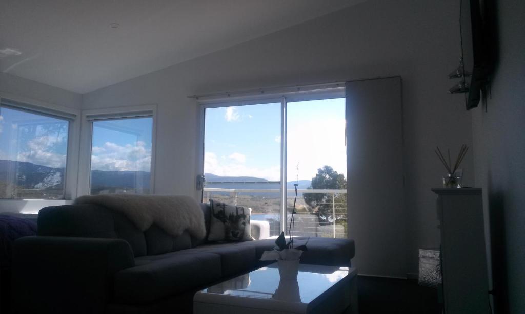 Area soggiorno di Jindabyne Guest House