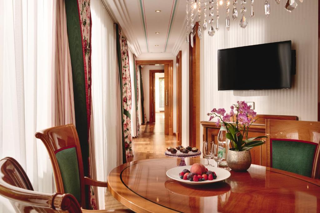 Hotel Dollenberg - Luxury Suite Mountain And Valley View