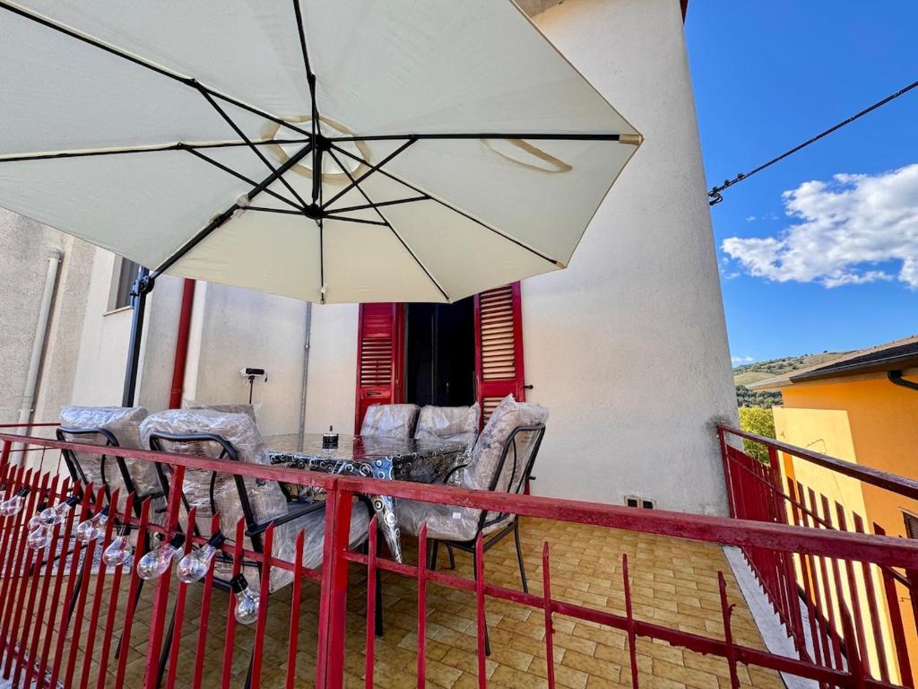 Μπαλκόνι ή βεράντα στο Bella Dimora Peaceful Stay in the Heart of Umbria