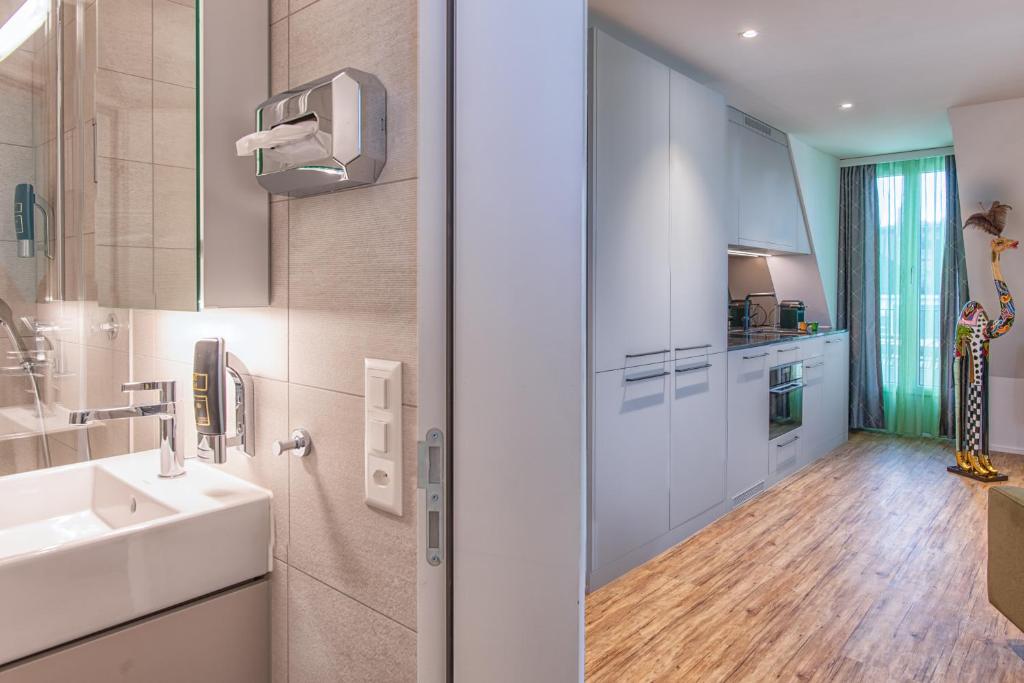 Trip Inn Bermuda Zurich Hotel - Resim 13