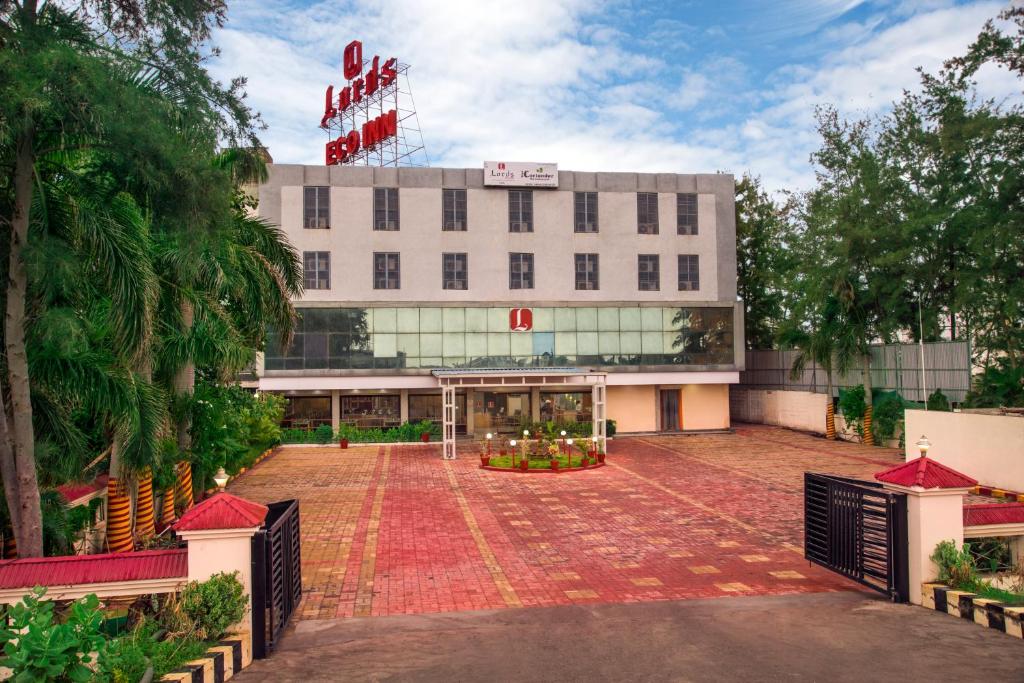 Budova, kde se hotel nachází