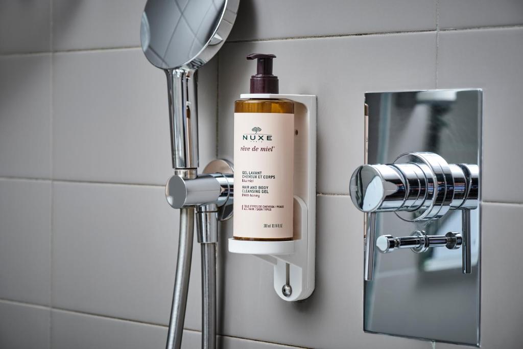 Mercure Roma Centro Colosseo - Resim 29