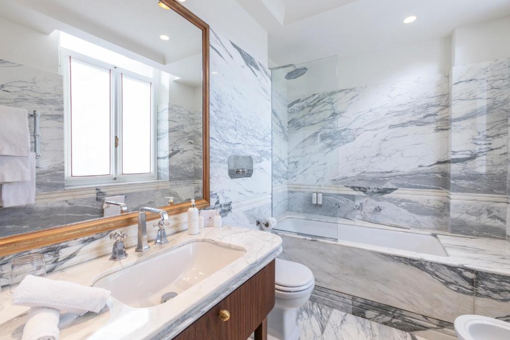 Hotel Regency - Small Luxury Hotels of the World - 4