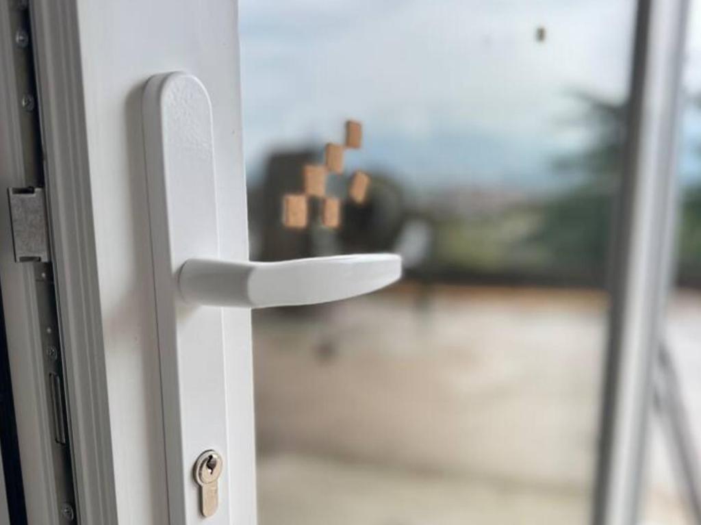 En balkon eller terrasse på LP House