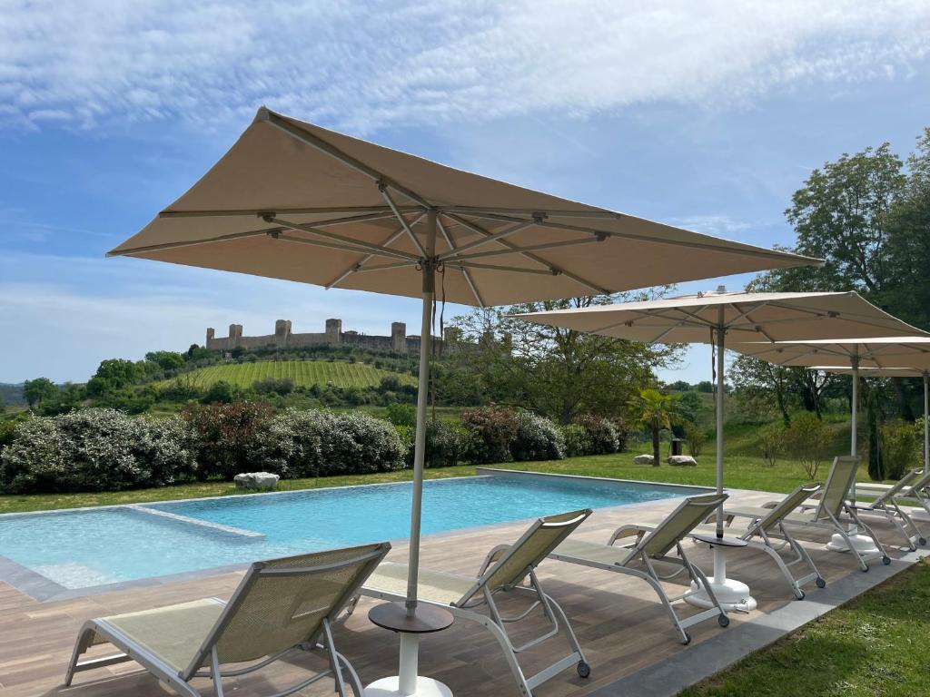 Πισίνα στο ή κοντά στο Monteriggioni Castel La Capanna