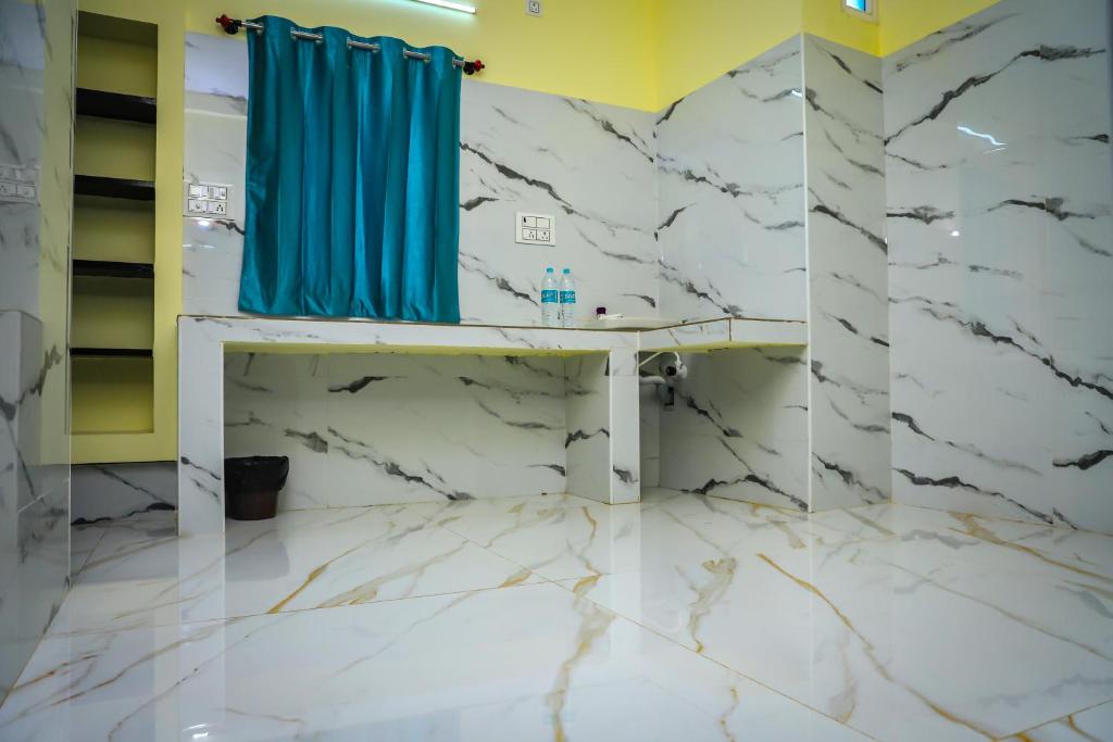 Afbeelding uit fotogalerij van RR Residency in Vishāram