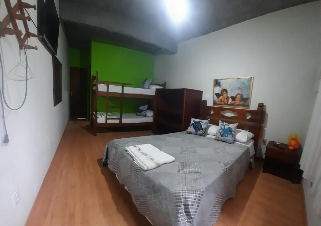 Suíte com Cozinha Compacta