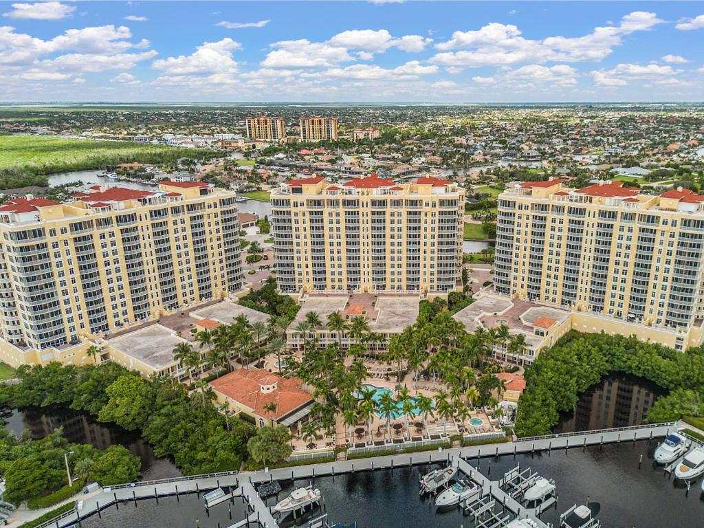 Nespecifikovaný výhled na destinaci Shell Point Village nebo výhled na město při pohledu z prázdninového domu