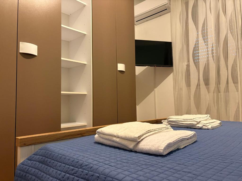 Home Sweet Home Affittacamere - Lucca - Chambre Double Avec Salle De Bains Commune