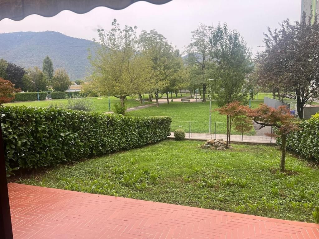 Κήπος έξω από το Casa LORY