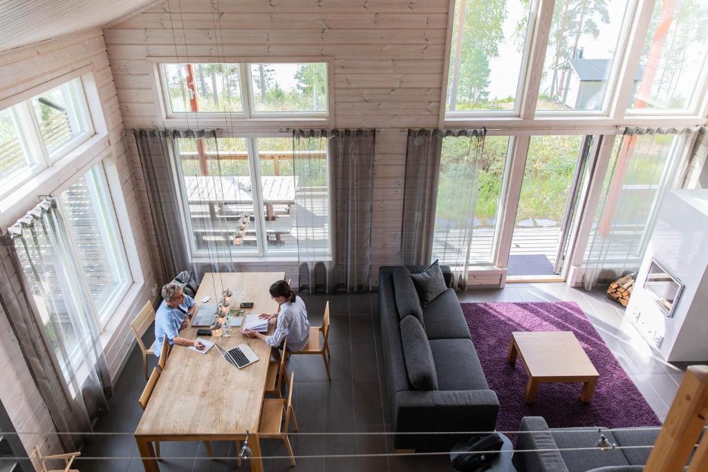 Posezení v ubytování Tallusniemi Villas