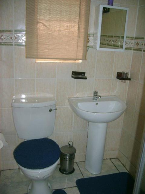 All Are Welcome Guest House - Self-Catering Room