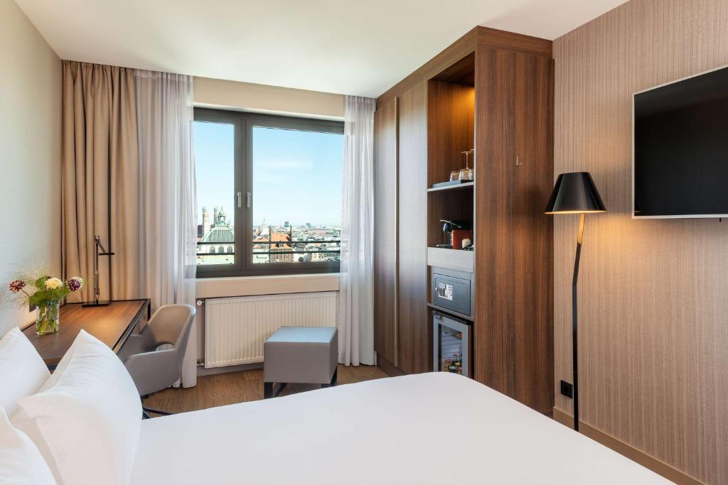 
Superior Double or Twin Room with City View
