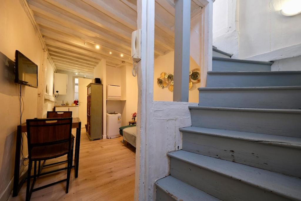 Duplex atypique et cosy au cœur de Rouen