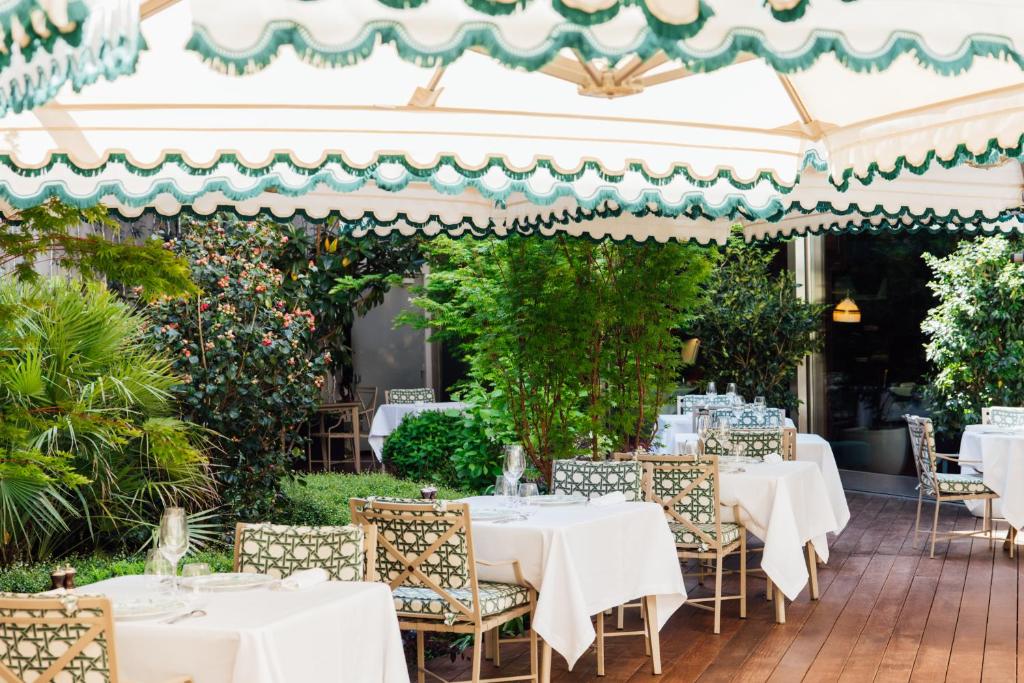 Hôtel Barrière Fouquet's Paris - Resim 12