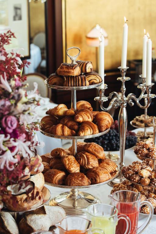 Hôtel Barrière Fouquet's Paris - Resim 7