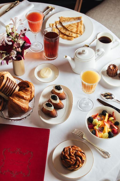 Hôtel Barrière Fouquet's Paris - Resim 8