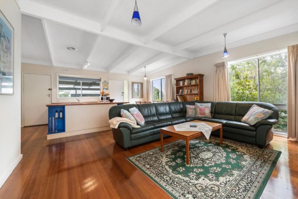 Posezení v ubytování Blairgowrie Beach Baby