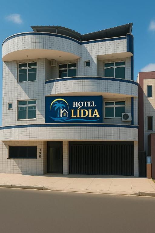 a hotel la libia sign on the side of a building at Hotel Lídia in Fortaleza