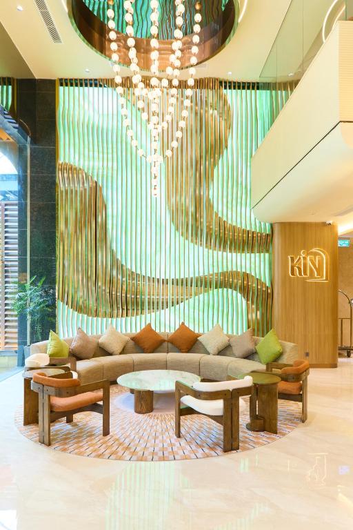 Kin Hotel Thi Sach Edition 7