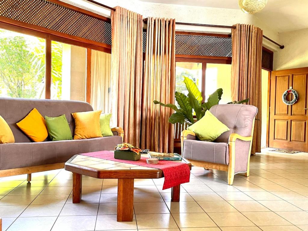 Χώρος καθιστικού στο Kandy - City Hideout Villa