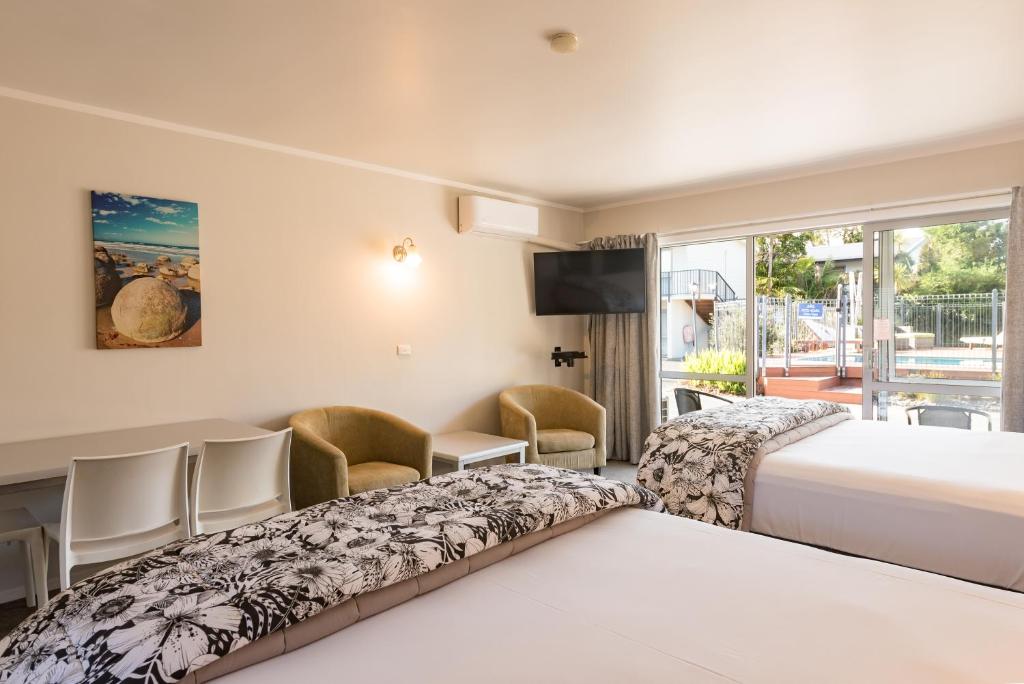 Averill Court Motel - Resim 11