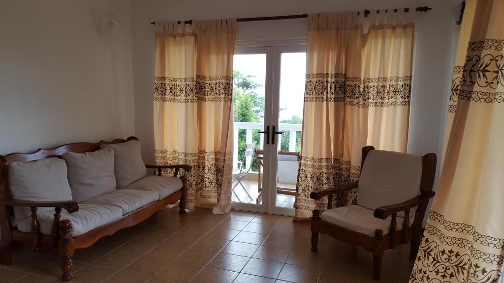 Posezení v ubytování Villa Kayola - Self Catering
