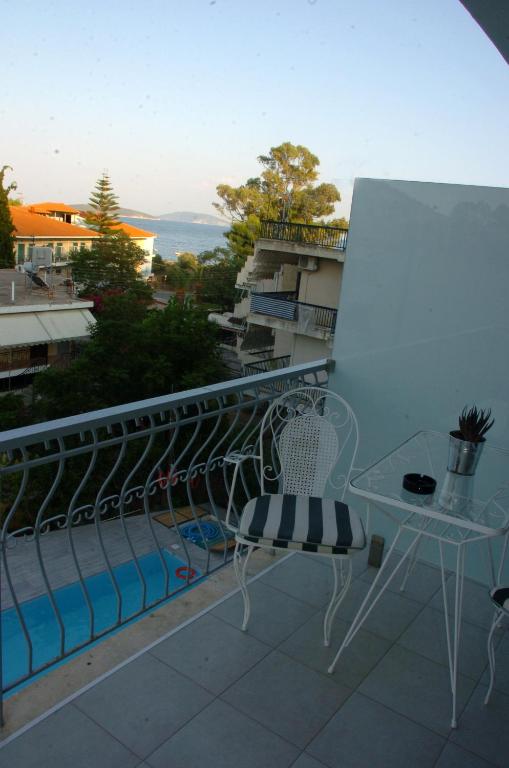 Balkón nebo terasa v ubytování Ψιλή Άμμος