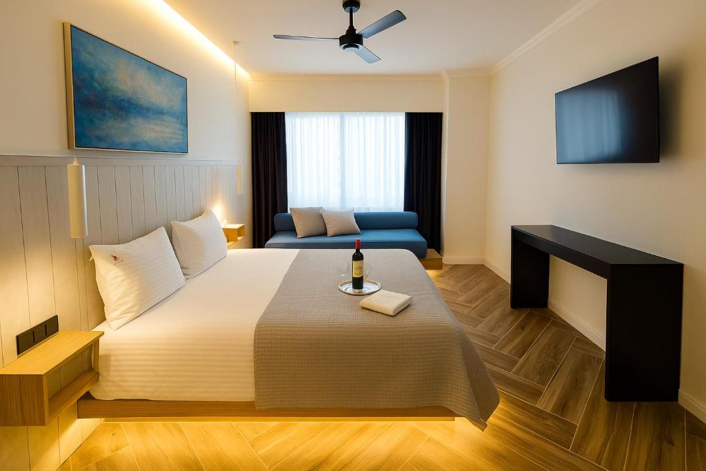 Triple A - Urban Charm Studios in Psiri-Theatrou Square I Free Parking - Resim 29