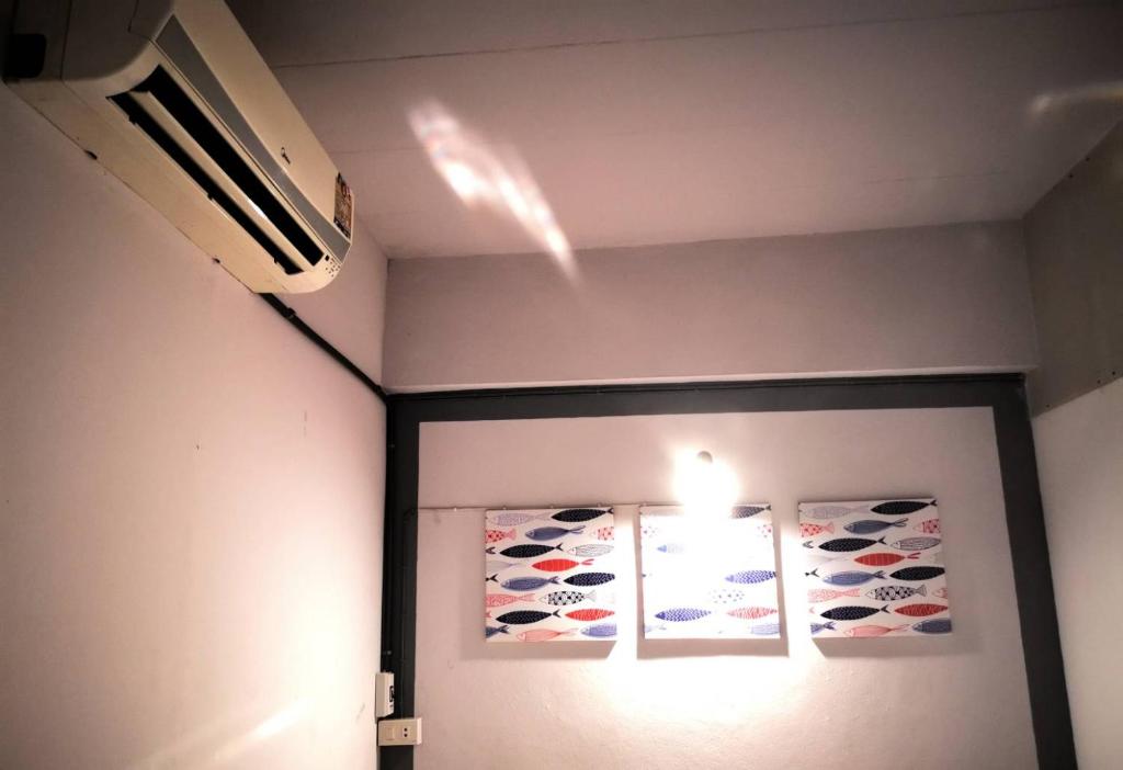 
Single Room with Shared Toilet
