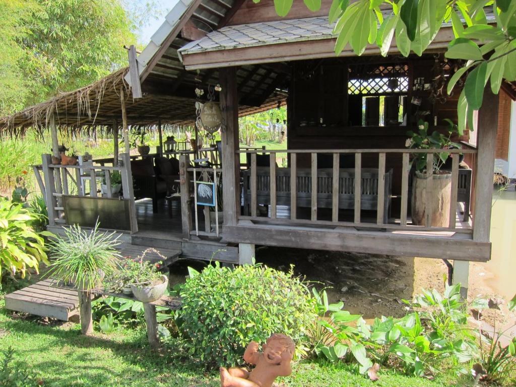 Zahrada ubytování Baan Chai Thung Resort