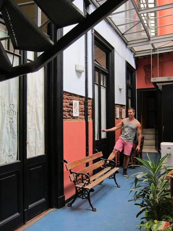 LUGAR GAY Bed & Breakfast ONLY MEN