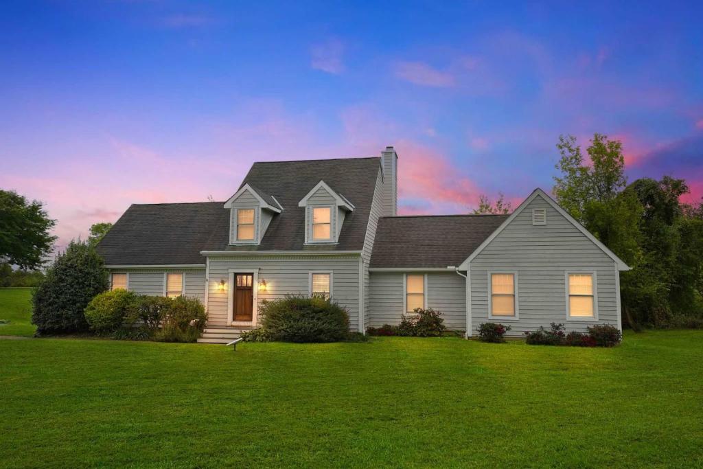 Το κτήριο όπου στεγάζεται  η παραθεριστική κατοικία