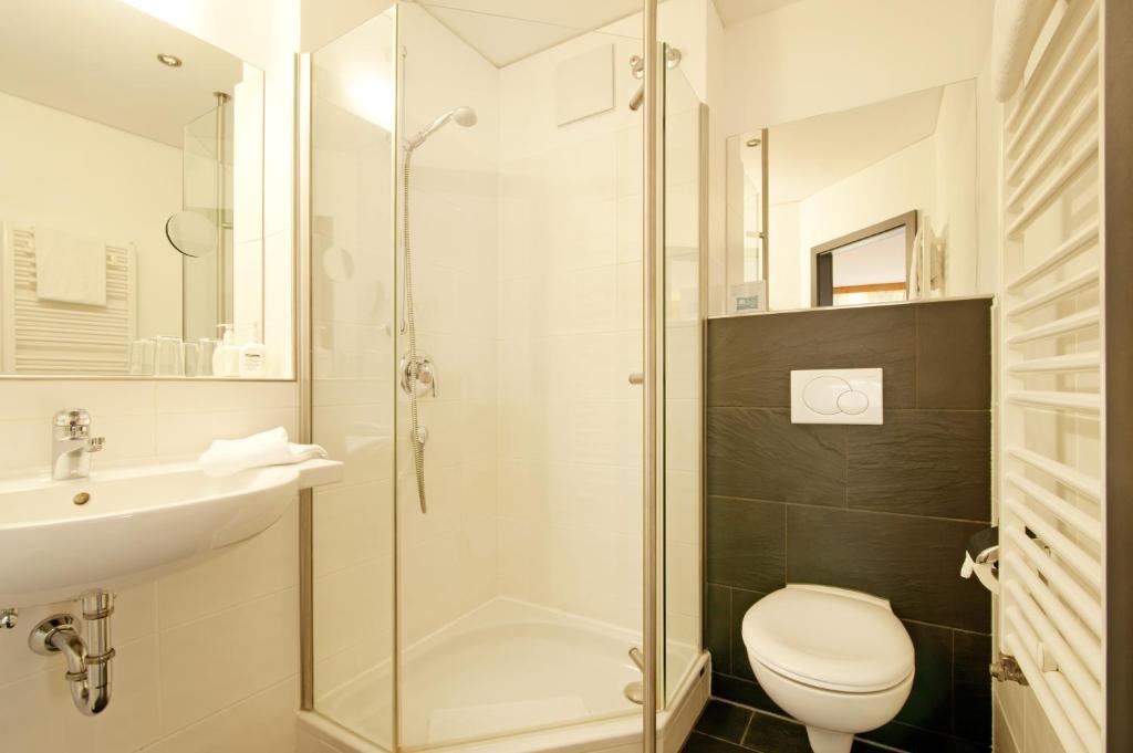 Hotel Oberstdorf - Double Room With Mountain View