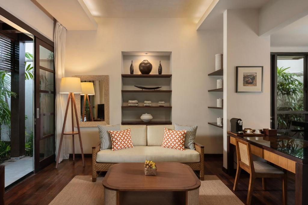 Alaya Dedaun Kuta - 13